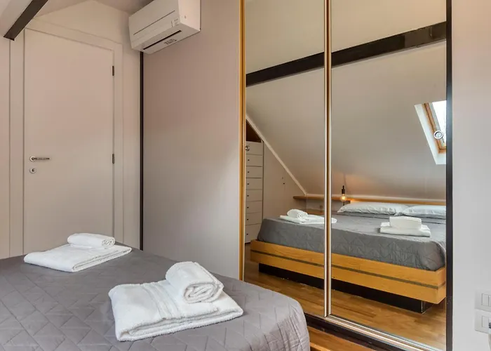 Milan Royal Suites -Montenapoleone-